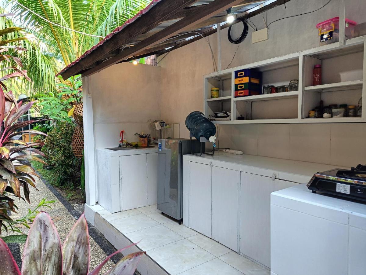 Sari Nadi Homestay Ped Экстерьер фото