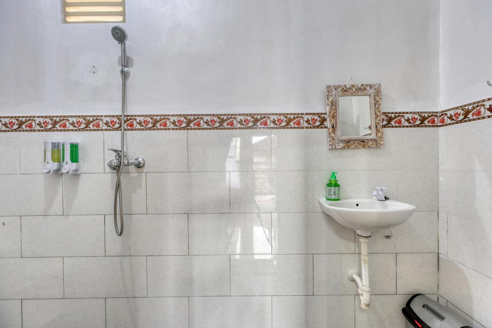 Sari Nadi Homestay Ped Экстерьер фото