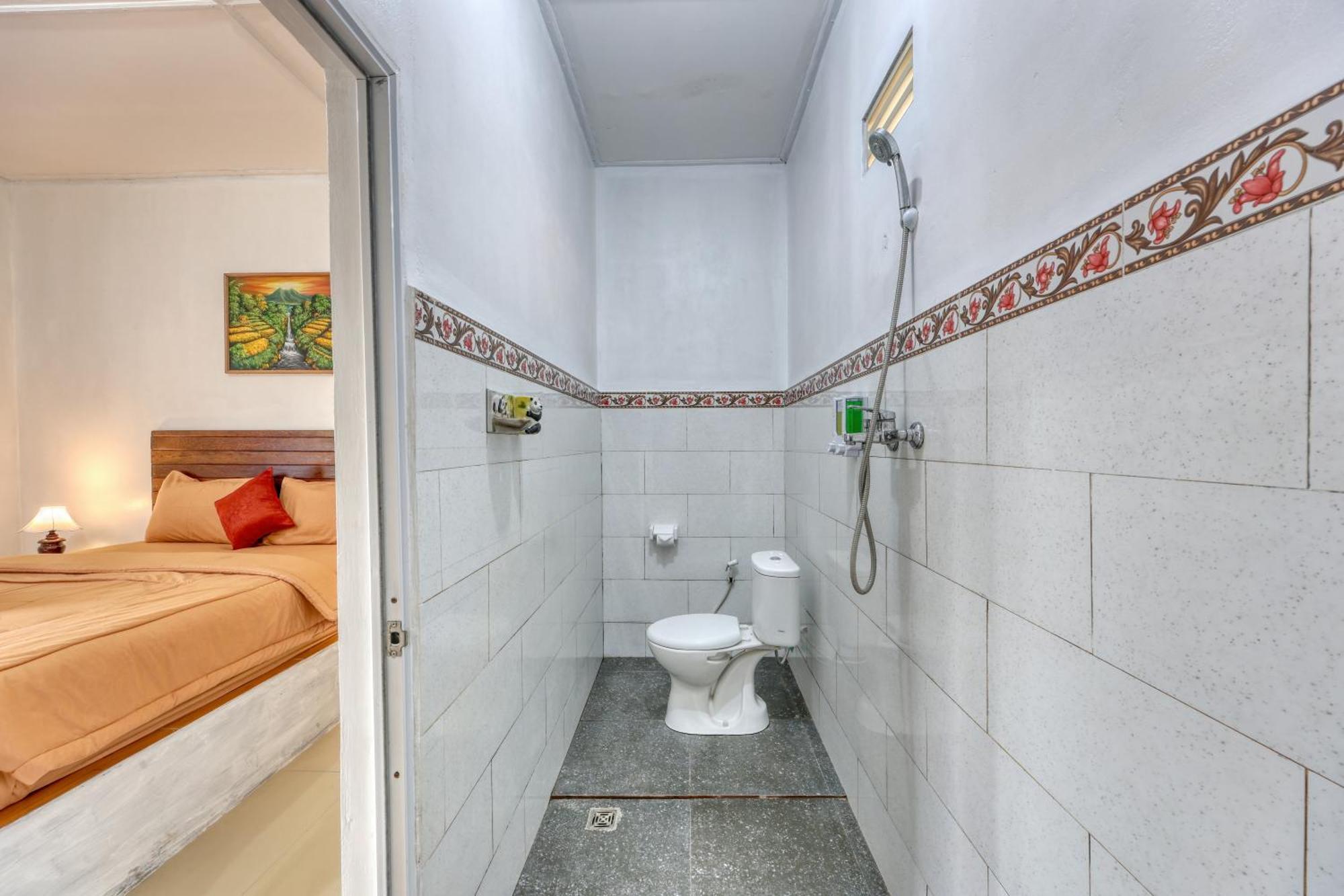 Sari Nadi Homestay Ped Экстерьер фото